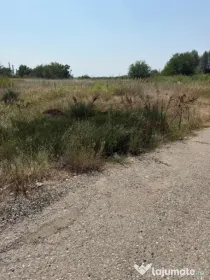 Teren 4950 mp intravilan, deschidere 100 m la E70, zona Isal