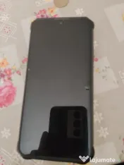 Vând telefon ihunt 