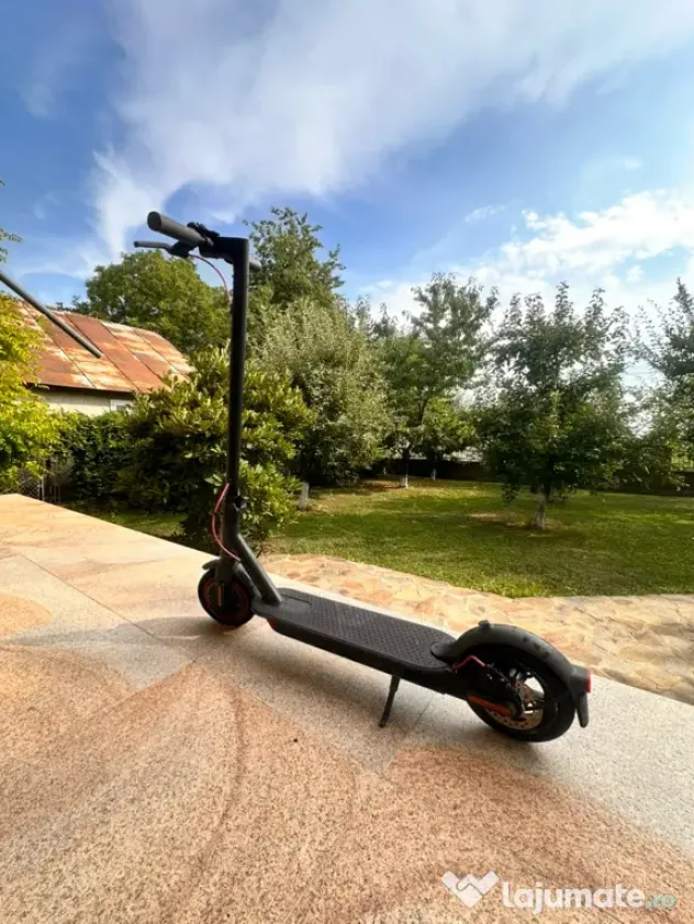 Trotineta Electrică Xiaomi Mi Pro 2