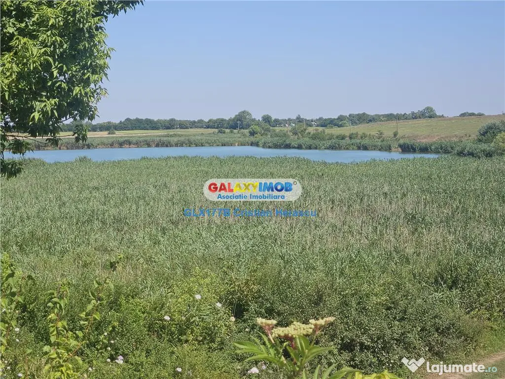 Gradistea 2177 mp cu deschidere directa la LAC de 24 ML