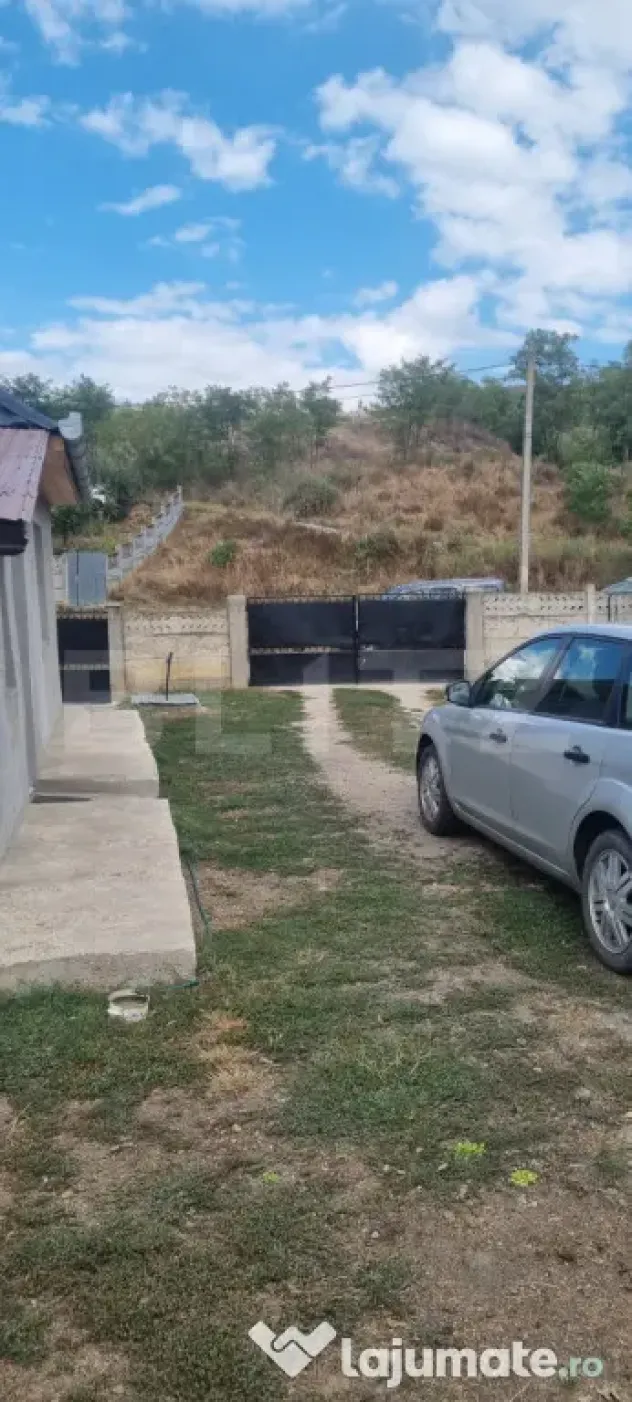 Casa cu 2 camere