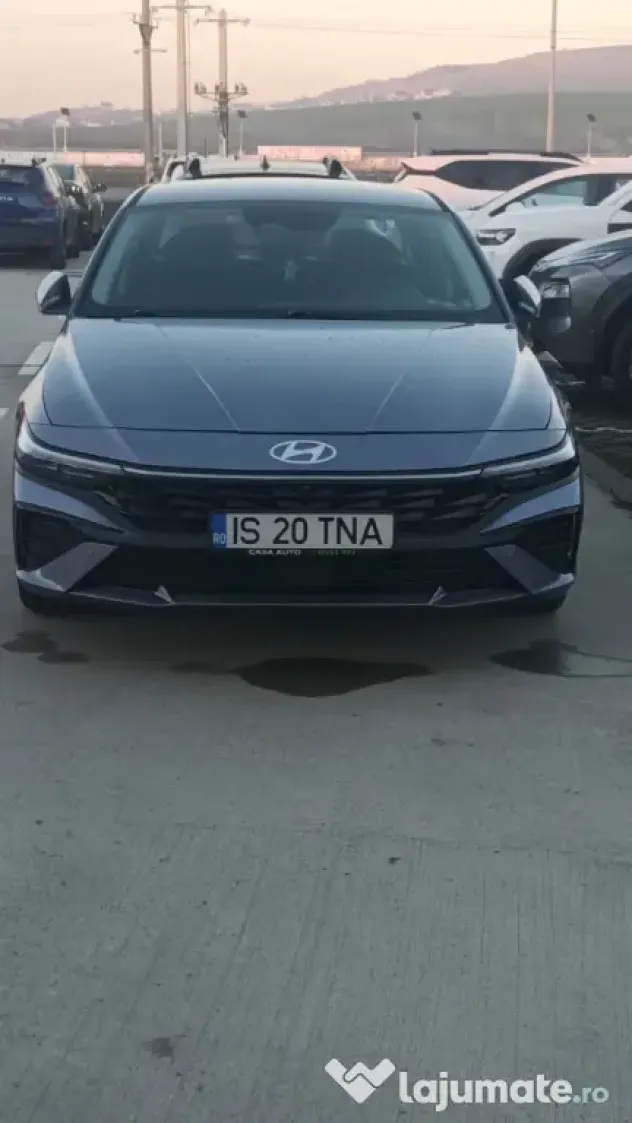 vând Hyundai Elantra Exclusive