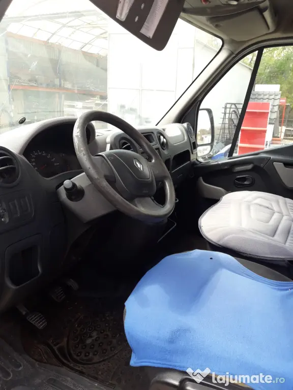 Autoutilitara Renault Master