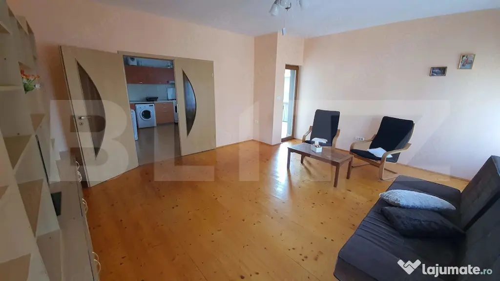 Apartament modern cu 3 camere, balcon și loc de parcare