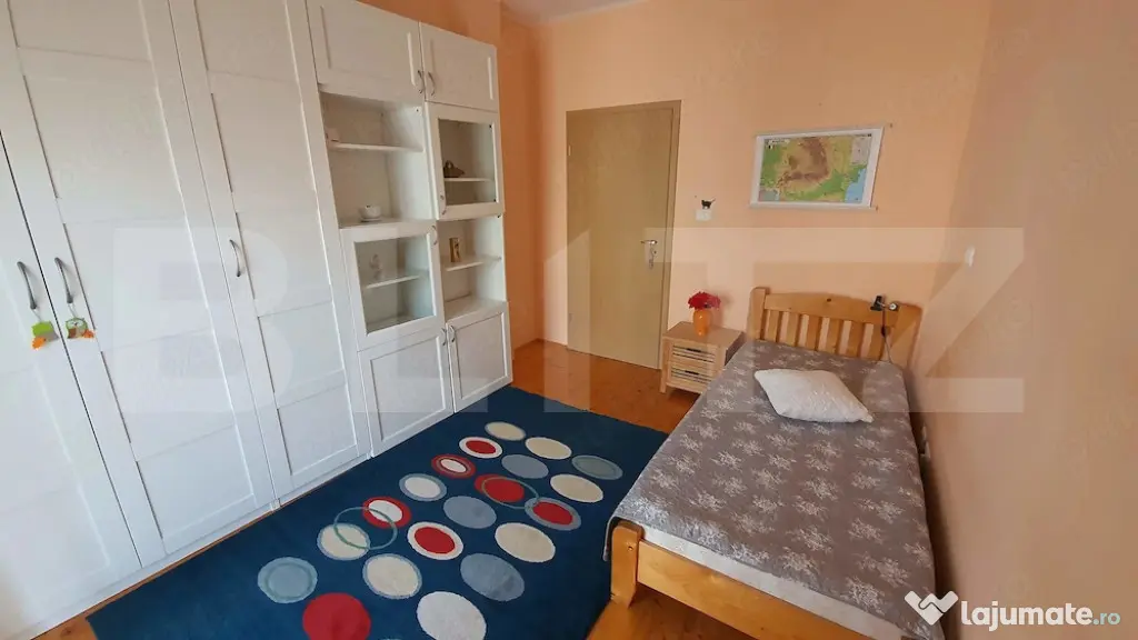 Apartament modern cu 3 camere, balcon și loc de parcare