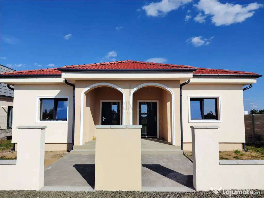 DUPLEX PE PARTER - APROAPE DE ORAS - 80 MP UTILI - Mosnita Noua (Timis)