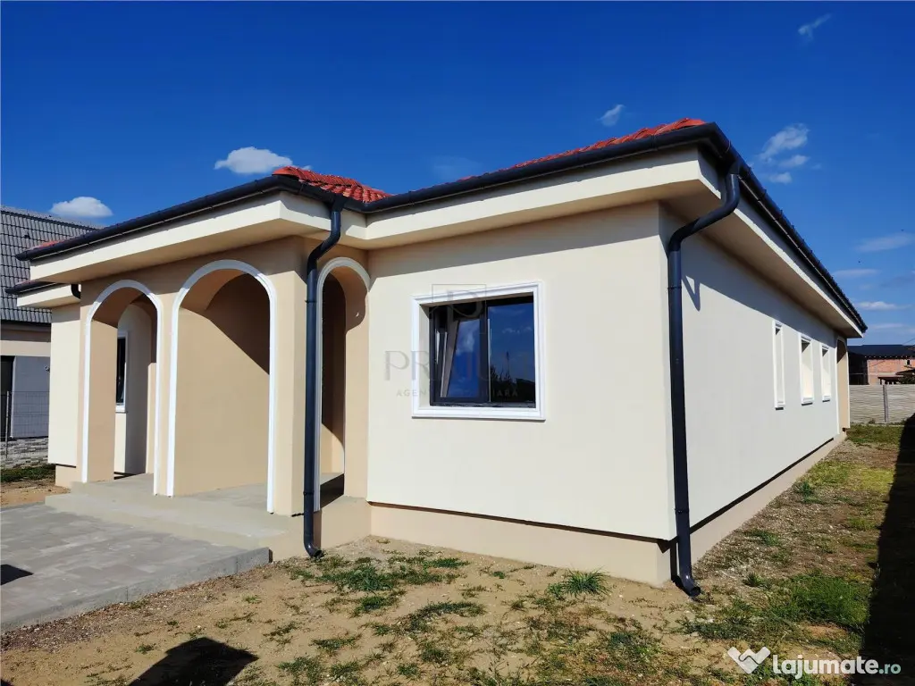 DUPLEX PE PARTER - APROAPE DE ORAS - 80 MP UTILI - Mosnita Noua (Timis)