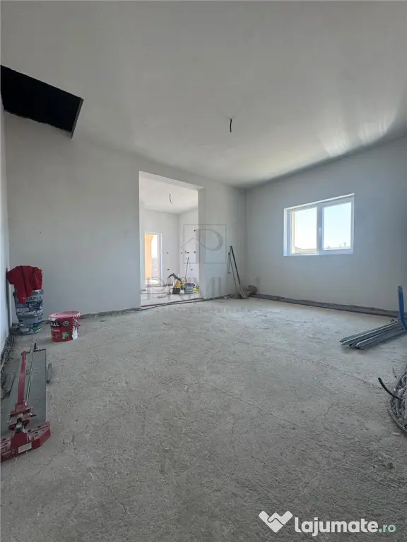 DUPLEX PE PARTER - APROAPE DE ORAS - 80 MP UTILI - Mosnita Noua (Timis)