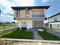 Complex de vile | P+1E | 4 camere | 200 m fata de bulevard