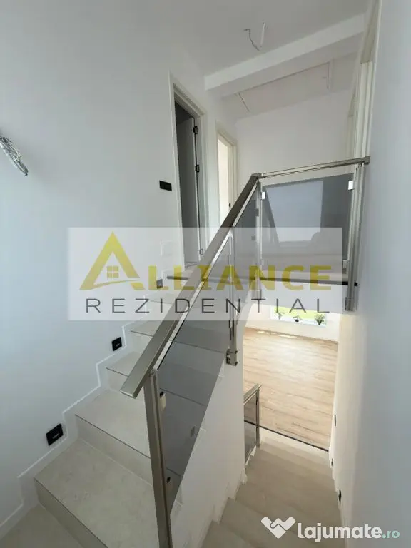 Complex de vile | P+1E | 4 camere | 200 m fata de bulevard - Berceni (Bucuresti-Ilfov)