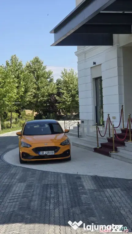 FORD Focus 2021 — imagine 9