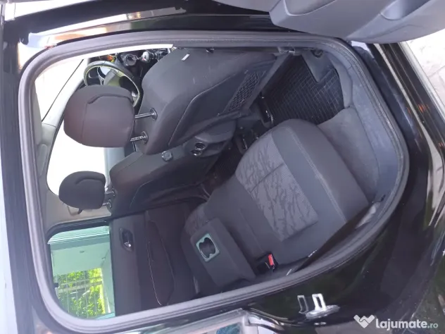 Peugeot 3008 - 2000 blue hdi
