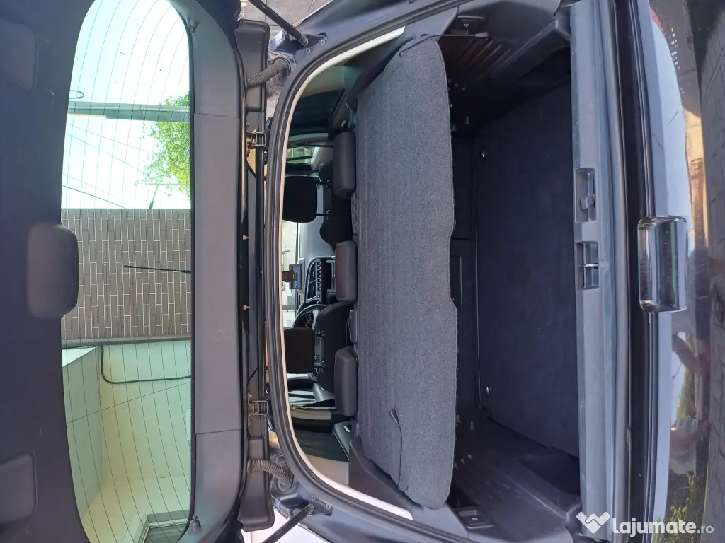 Peugeot 3008 - 2000 blue hdi
