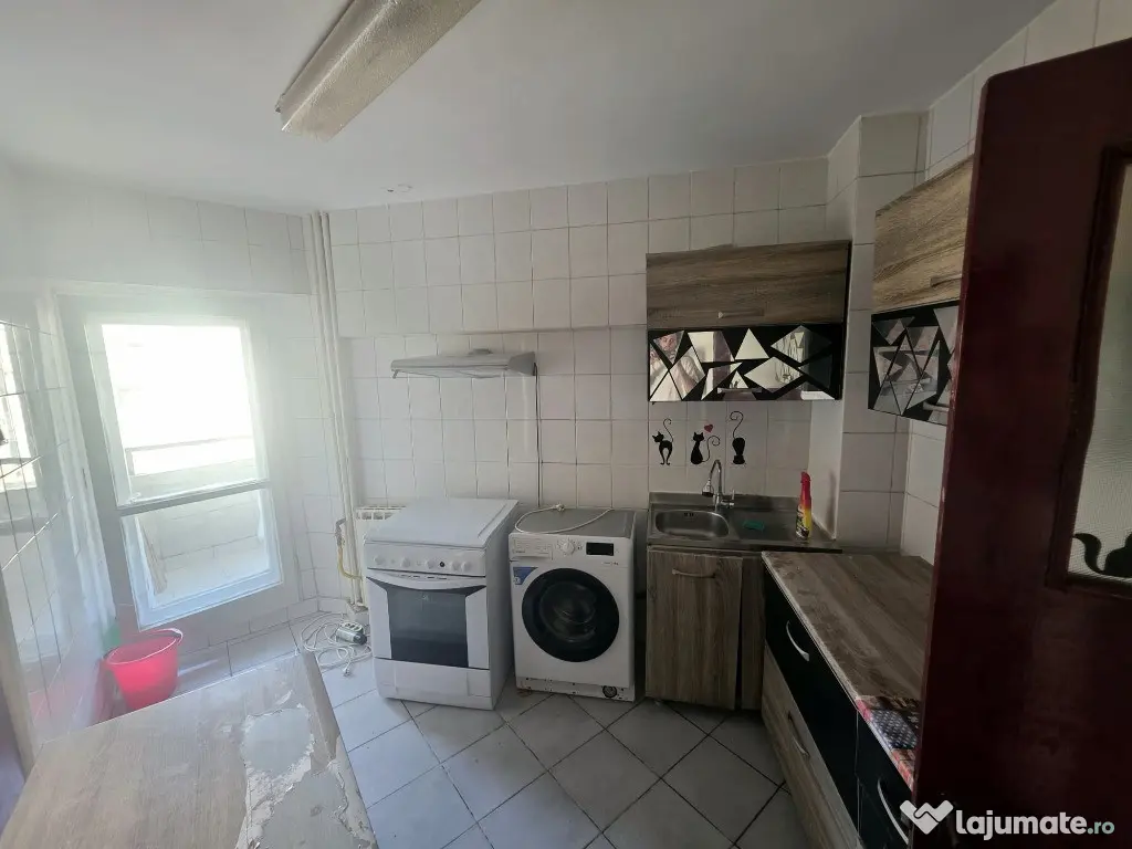 Pta Unirii,bd.Corneliu Coposu,ultracentral,inchiriere apartament 3 cam - Bucuresti (Bucuresti-Ilfov)