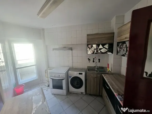Pta Unirii,bd.Corneliu Coposu,ultracentral,inchiriere apartament 3 cam - Bucuresti (Bucuresti-Ilfov)