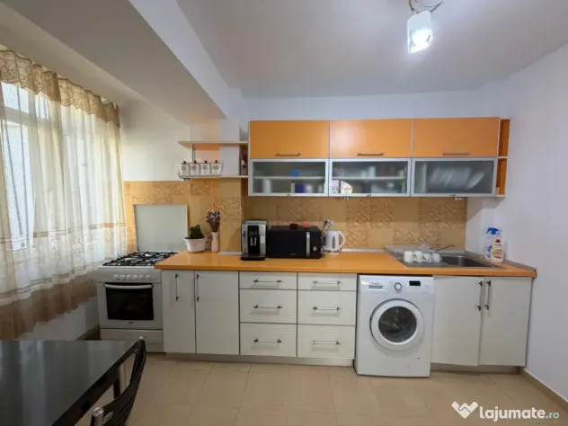 Apartament 2 camere , zona Hurmuzachi , etj 1, Radauti - Radauti (Suceava)