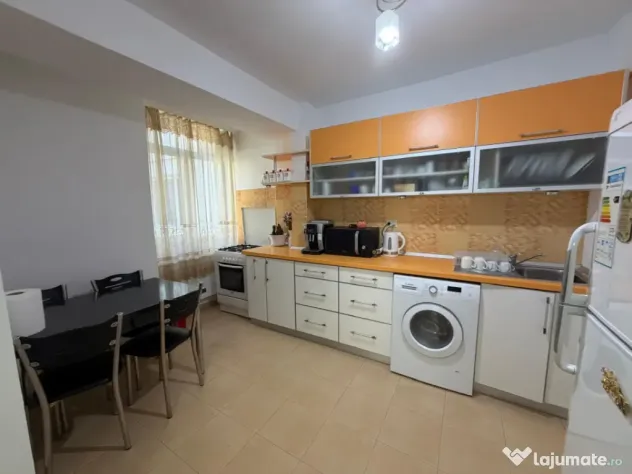 Apartament 2 camere , zona Hurmuzachi , etj 1, Radauti - Radauti (Suceava)