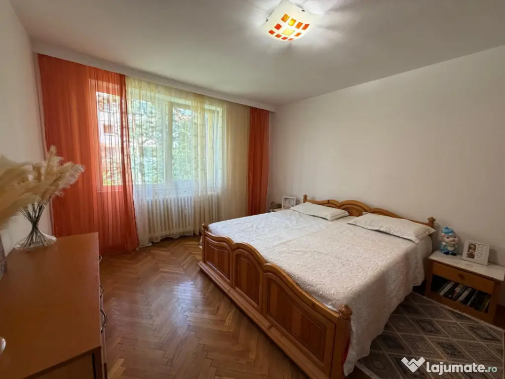 Apartament 2 camere , zona Hurmuzachi , etj 1, Radauti - Radauti (Suceava)