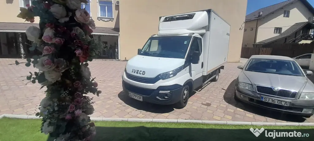 Licitatie publica Iveco Frigorific