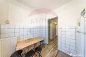 De închiriat apartament modern 2 camere central , centra...