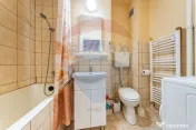 De închiriat apartament modern 2 camere central , centra...