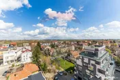 De închiriat apartament modern 2 camere central , centra...