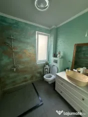 Casa însiruita, 5 camere, 160 mp, zona Teilor 