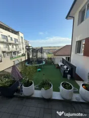 Casa însiruita, 5 camere, 160 mp, zona Teilor 