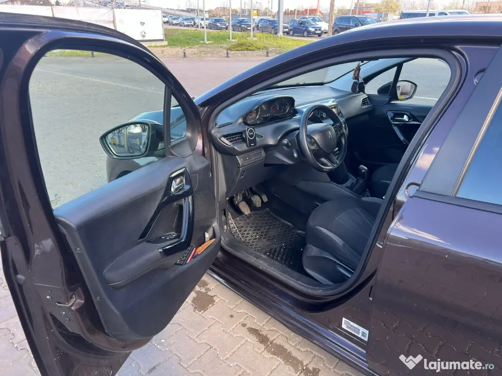 Peugeot 208 de vanzare