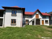 Casa de vanzare 260mp Borlesti 85.000€ 