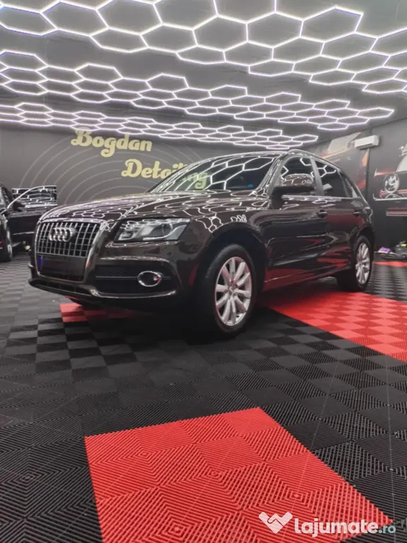 Vand Audi Q5 Negociabil