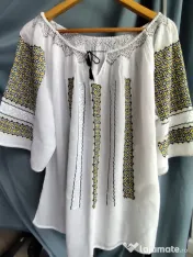 Ie tradițională românească 