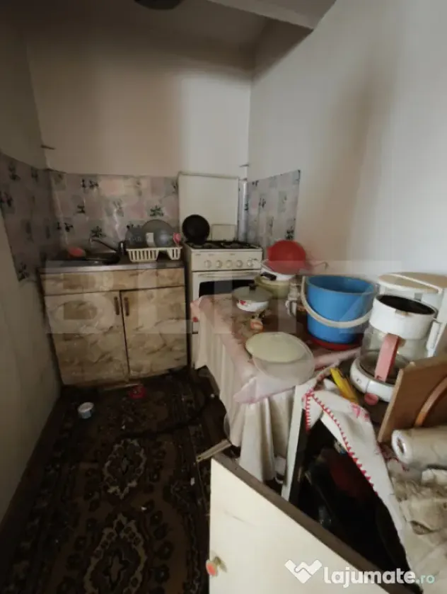Casă de vanzare, 2 corpuri, 120 mp, teren 454 mp, zona Dumb - Dumbravita (Brasov)
