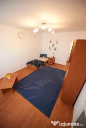 Garsonieră Tineretului decomandată, an 1982, metrou, 33 mp