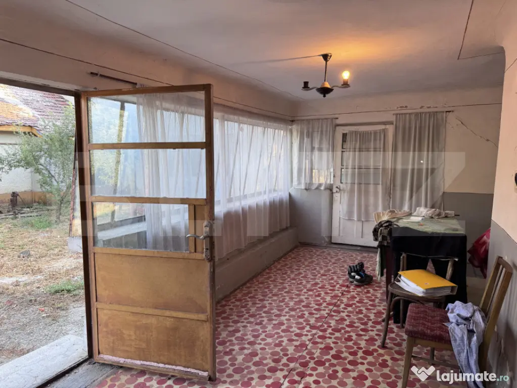Casa Individuala 5 camere si teren generos, Romanesti - Barcanesti (Prahova)