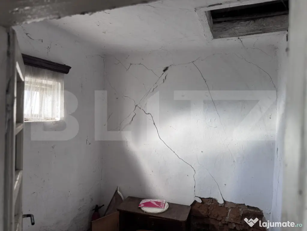 Casa Individuala 5 camere si teren generos, Romanesti - Barcanesti (Prahova)