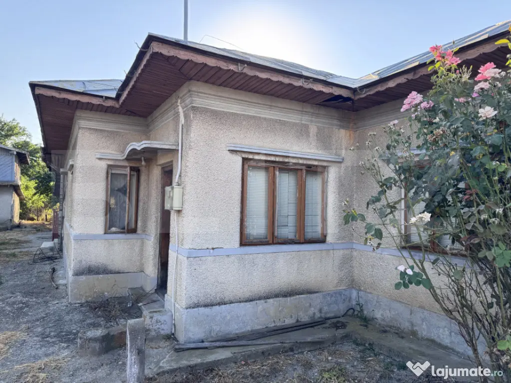 Casa Individuala 5 camere si teren generos, Romanesti - Barcanesti (Prahova)