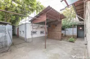 Casă din cărămidă, cu garaj și curte proprie – zona c 