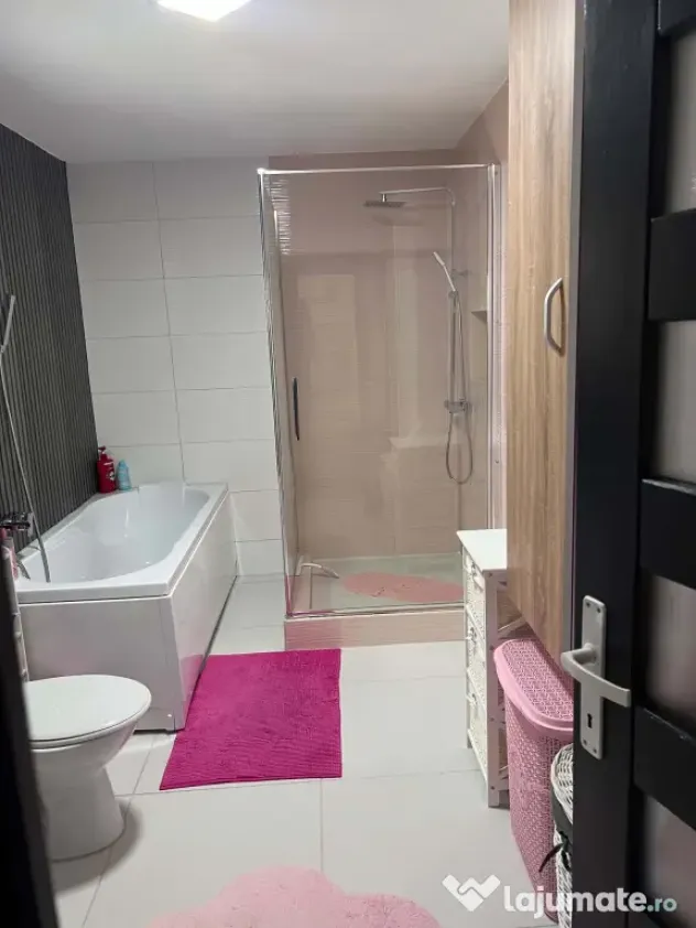 Casă familială cu mutare imediată