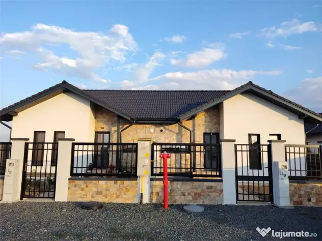 Duplex finalizat - mutare imediata - 4 camere - Mosnita Noua (Timis)