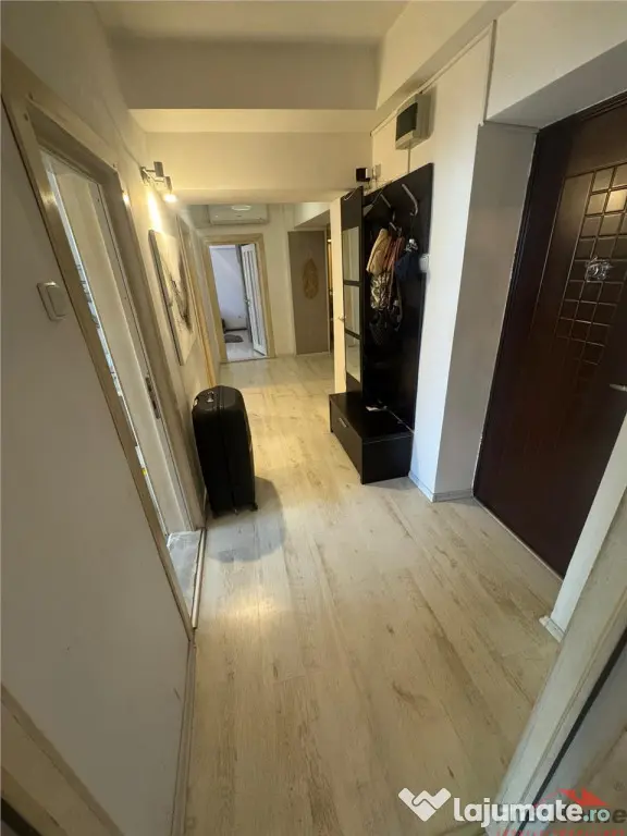 Ap 3 cam, et 2/3,86 mp utili, zona Gerald-B-dul Brailei reno - Focsani (Vrancea)