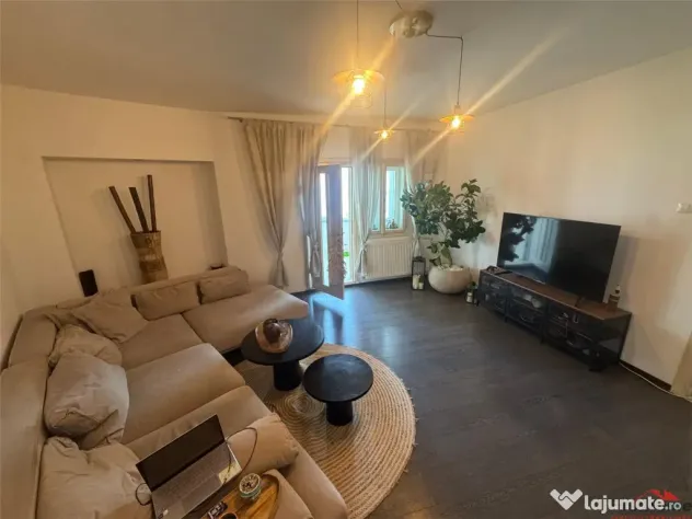 Ap 3 cam, et 2/3,86 mp utili, zona Gerald-B-dul Brailei reno - Focsani (Vrancea)