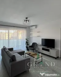 Închiriez apartament 3 camere – Dambu Rotund 