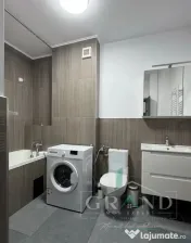 Închiriez apartament 3 camere – Dambu Rotund 