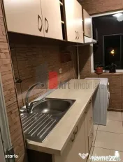 Vânzare apartament 3 camere Bd. Obregia - Turnu Măgurele 