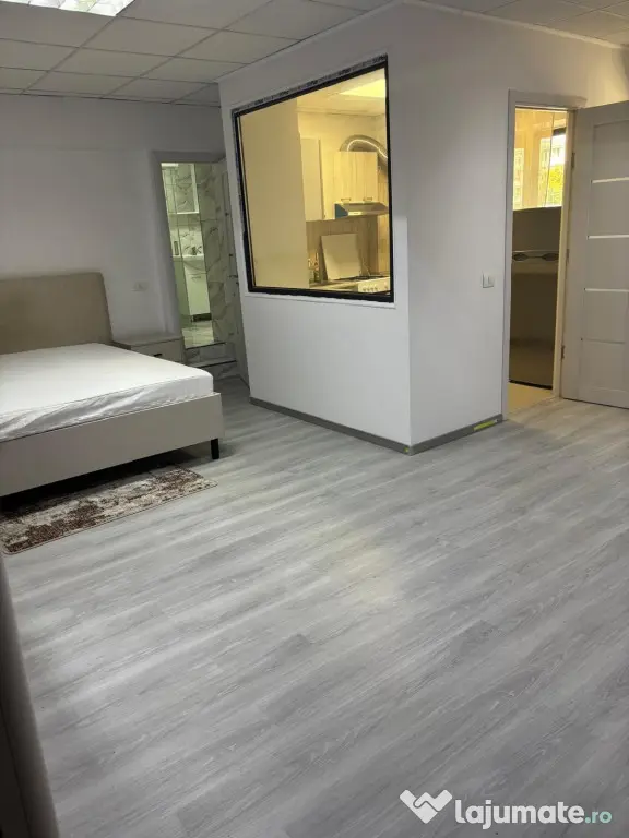 Piata sudului soseaua berceni etaj 1 - Bucuresti (Bucuresti-Ilfov)