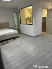 Piata sudului soseaua berceni etaj 1 