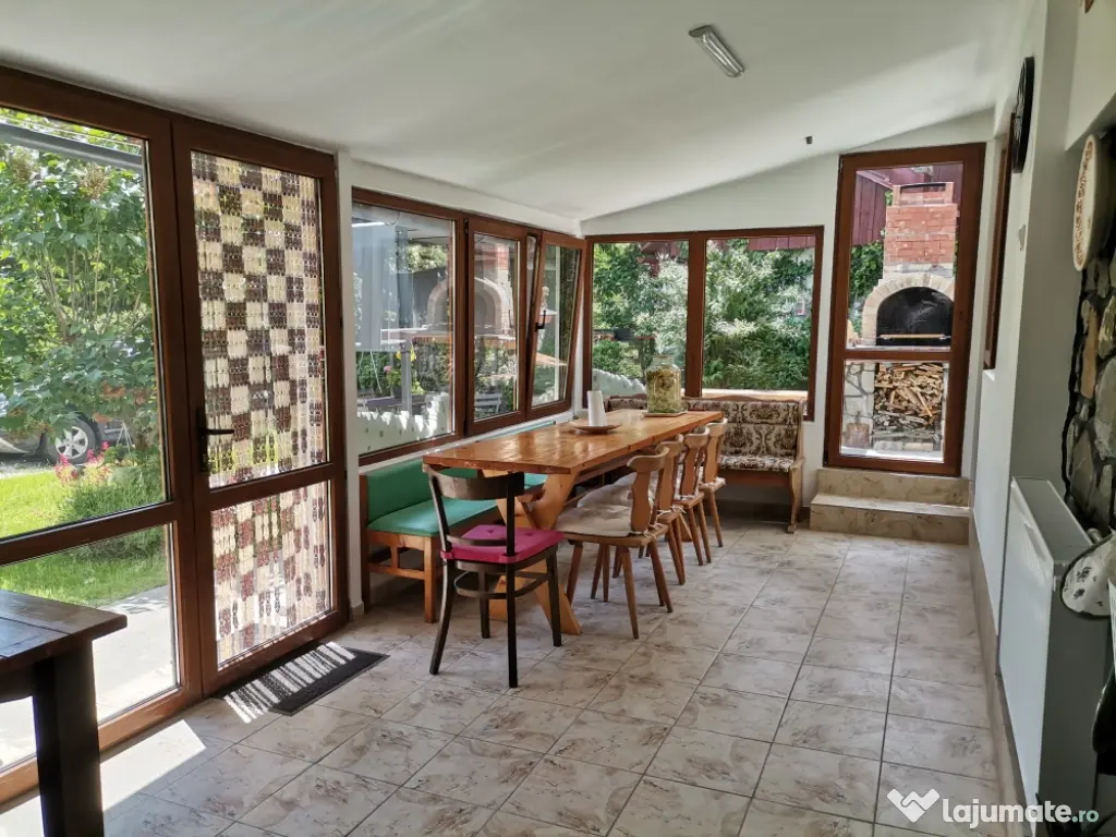 Vila pensiune 4apartamente 4nivele