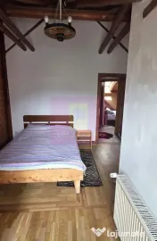 Cabana cu 4 camere de vanzare in Sinaia 