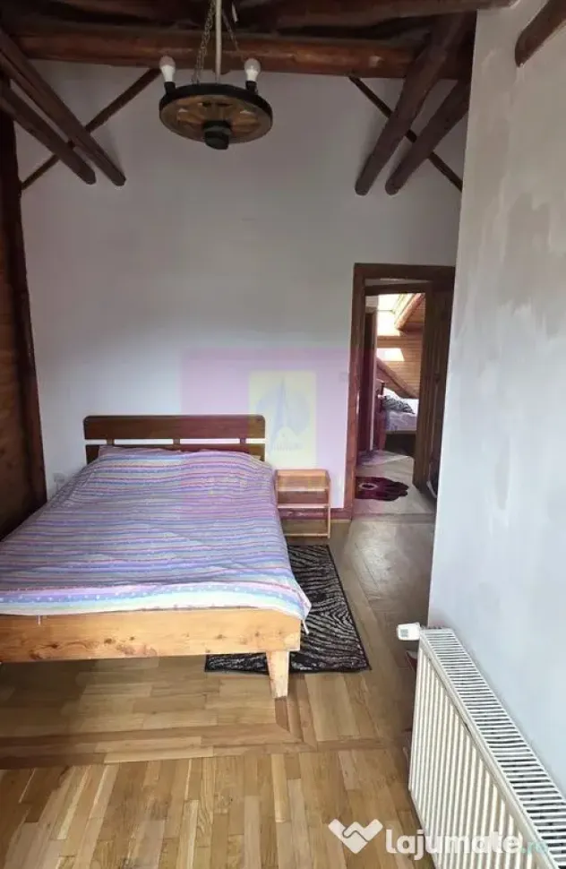 Cabana cu 4 camere de vanzare in Sinaia - Sinaia (Prahova)